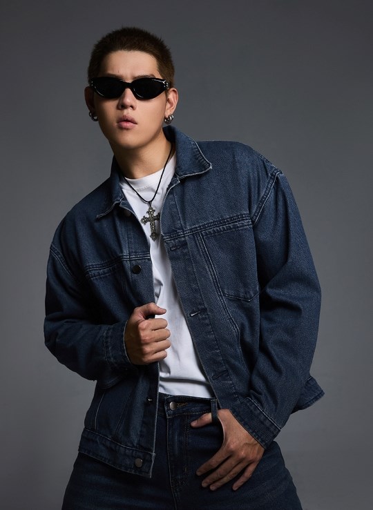Áo Khoác Denim Dáng Vừa Seventy Seven 36 Vol 24