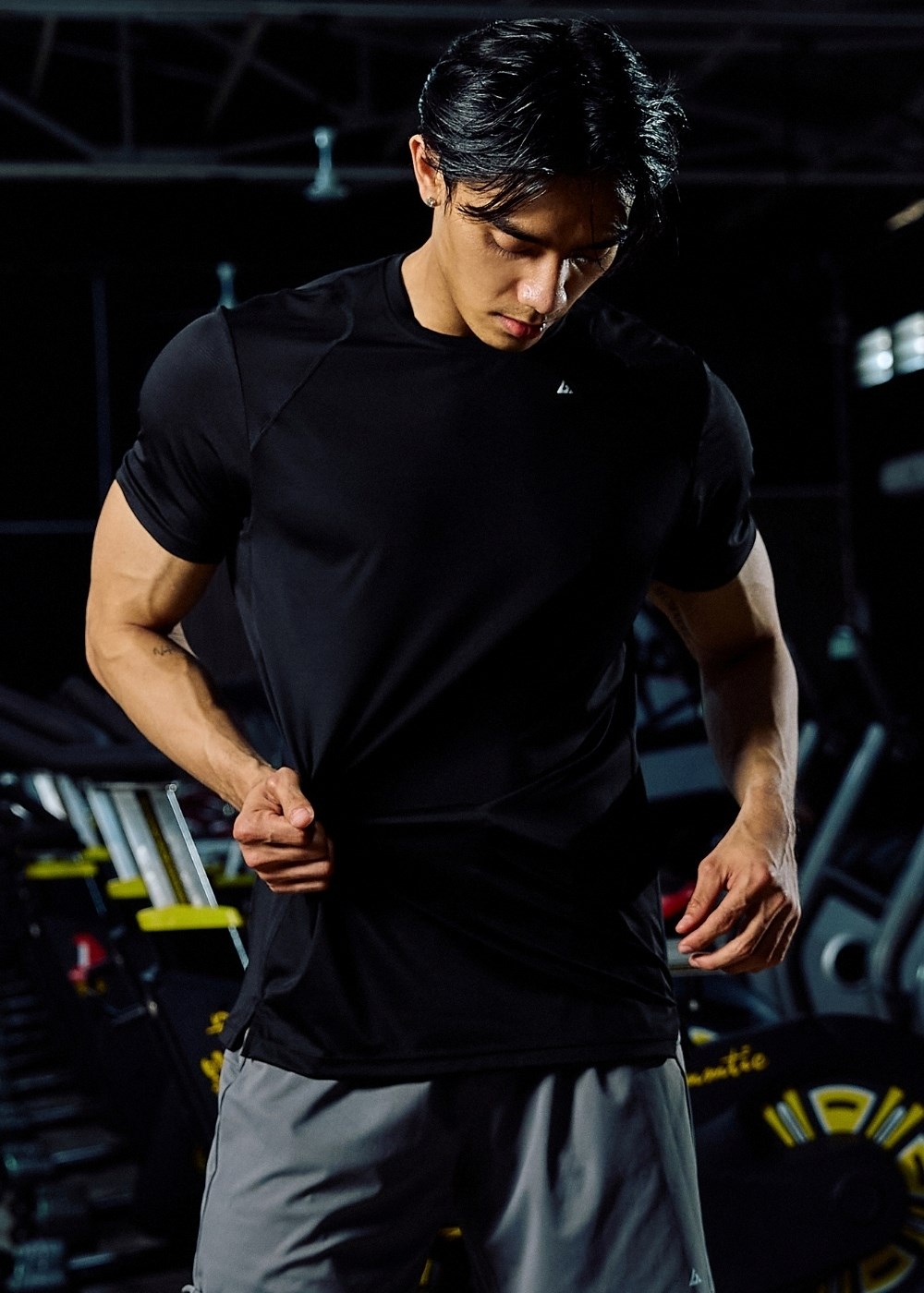 Áo Thun Thể Thao Ultra Stretch The Trainer 001