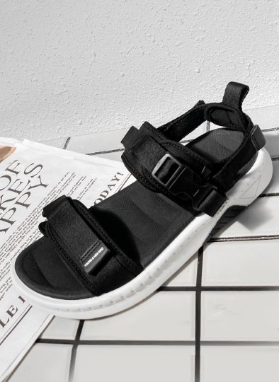 Sandal Đế Cao Nguyên Bản YK00221 2022